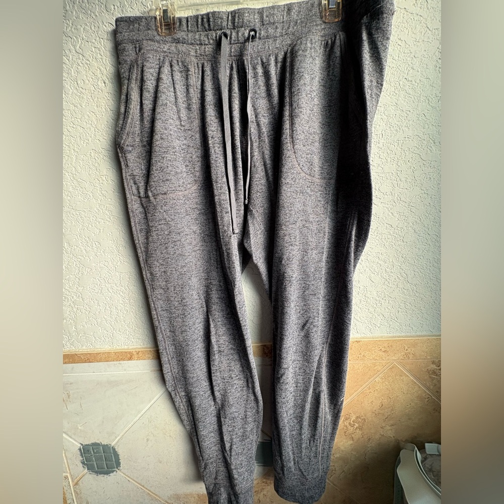 Old Navy Active Heather Gray Joggers